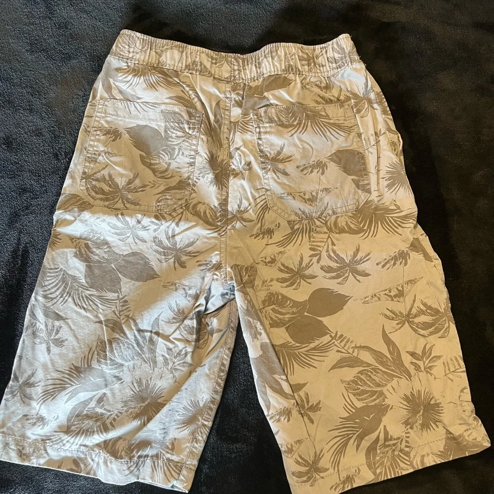 Childrens Place Boys Size 14 Shorts